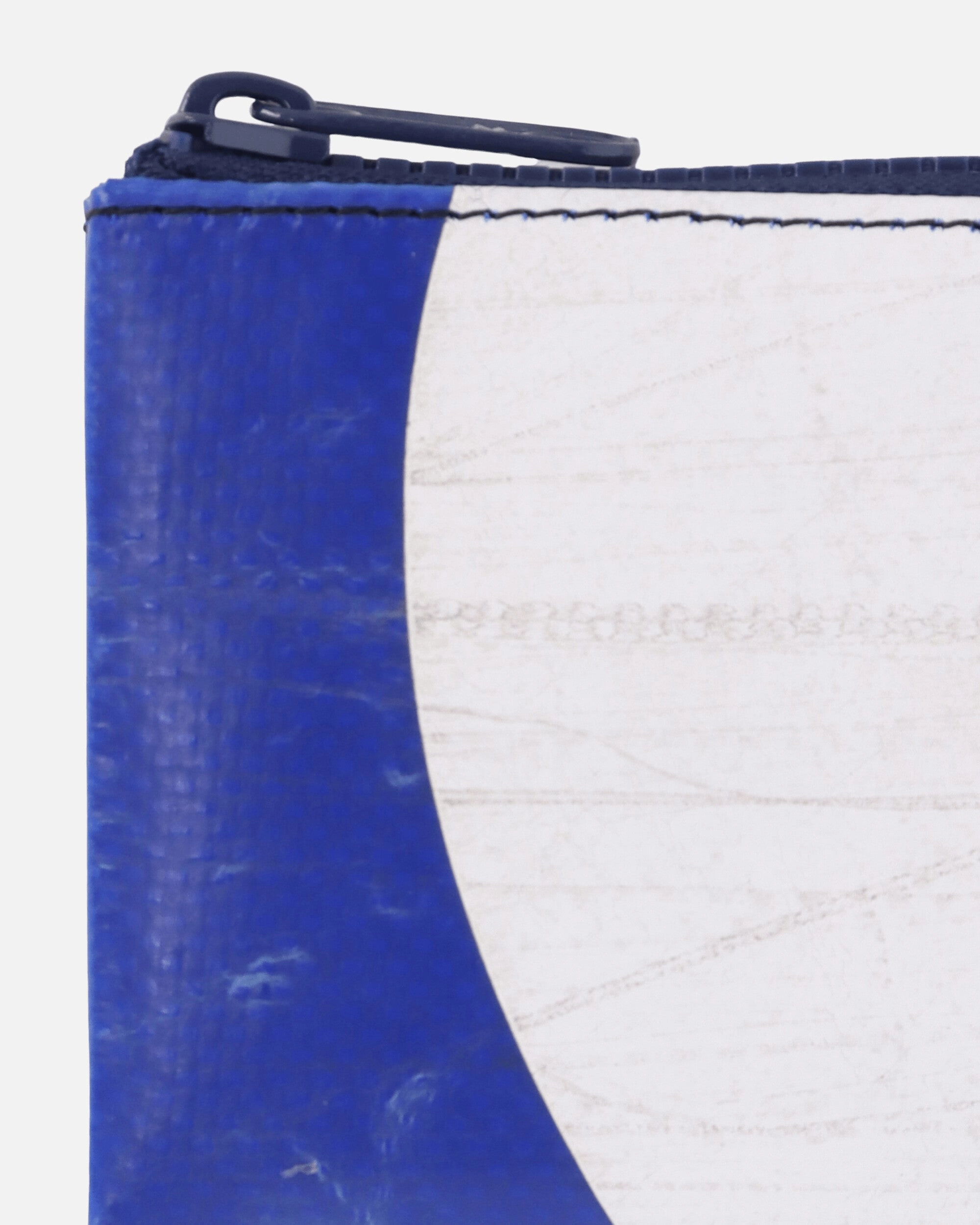 F05 Blair Extra Small Pouch White / Blue