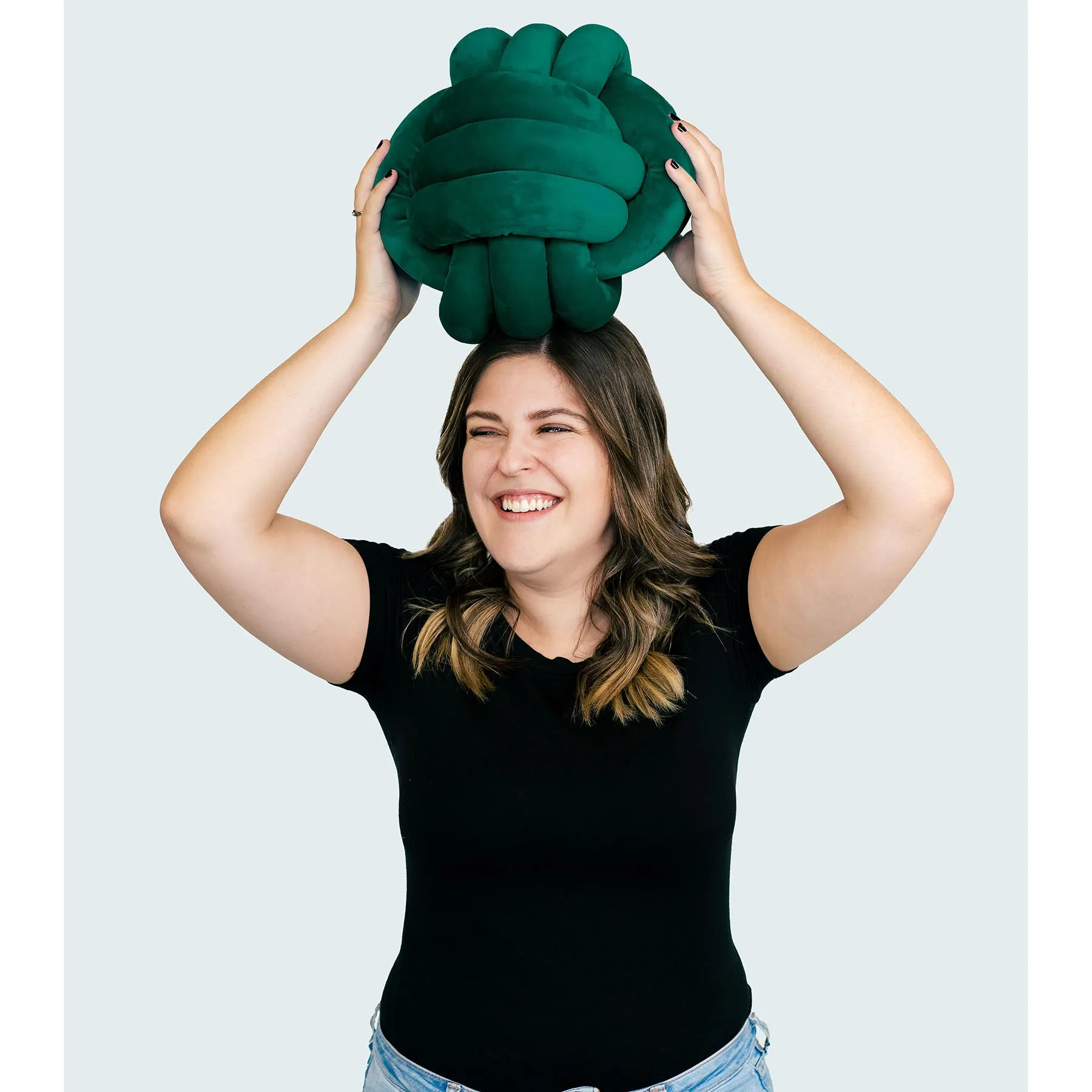 FIORA Cuddle Ball – Calming Coral Comfort