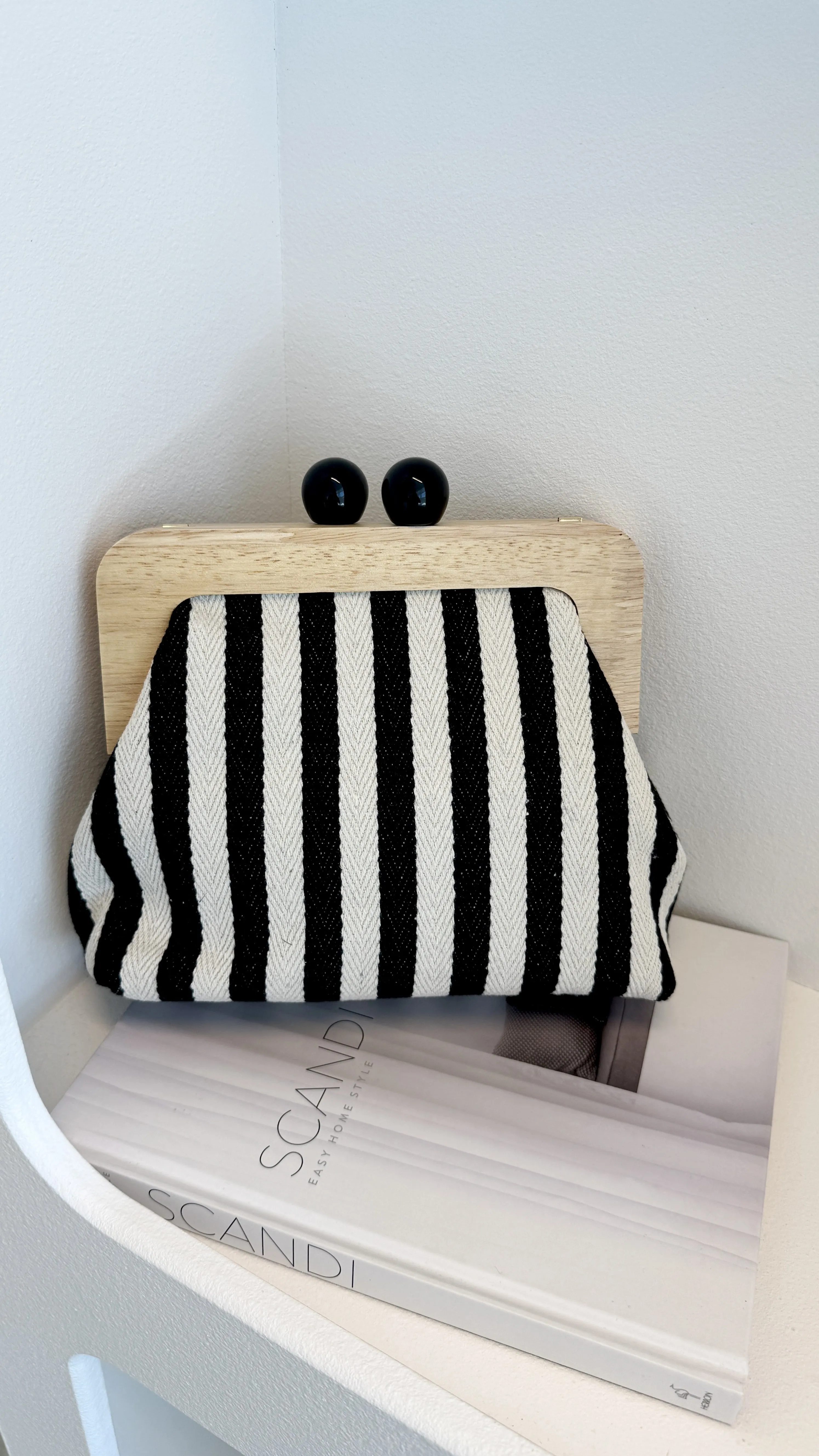 Neve Canvas Stripe Timber Clutch - Black / White