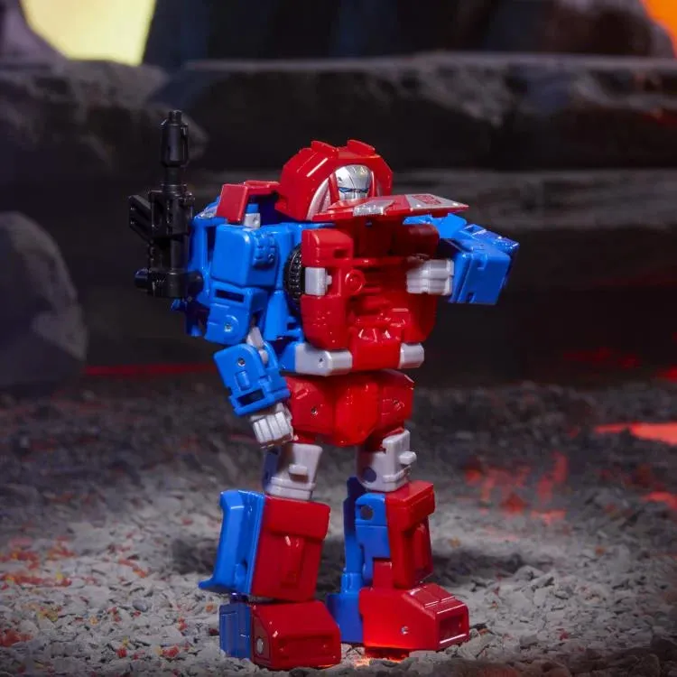 Transformers Generations Legacy United Deluxe Class G1 Universe Gears Action Figure