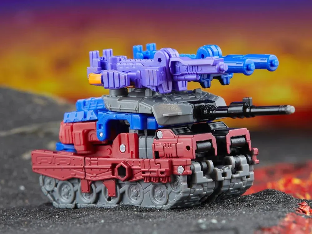Transformers Generations Legacy United Deluxe Class G1 Universe Quake, Heater, and Tiptop Action Figure