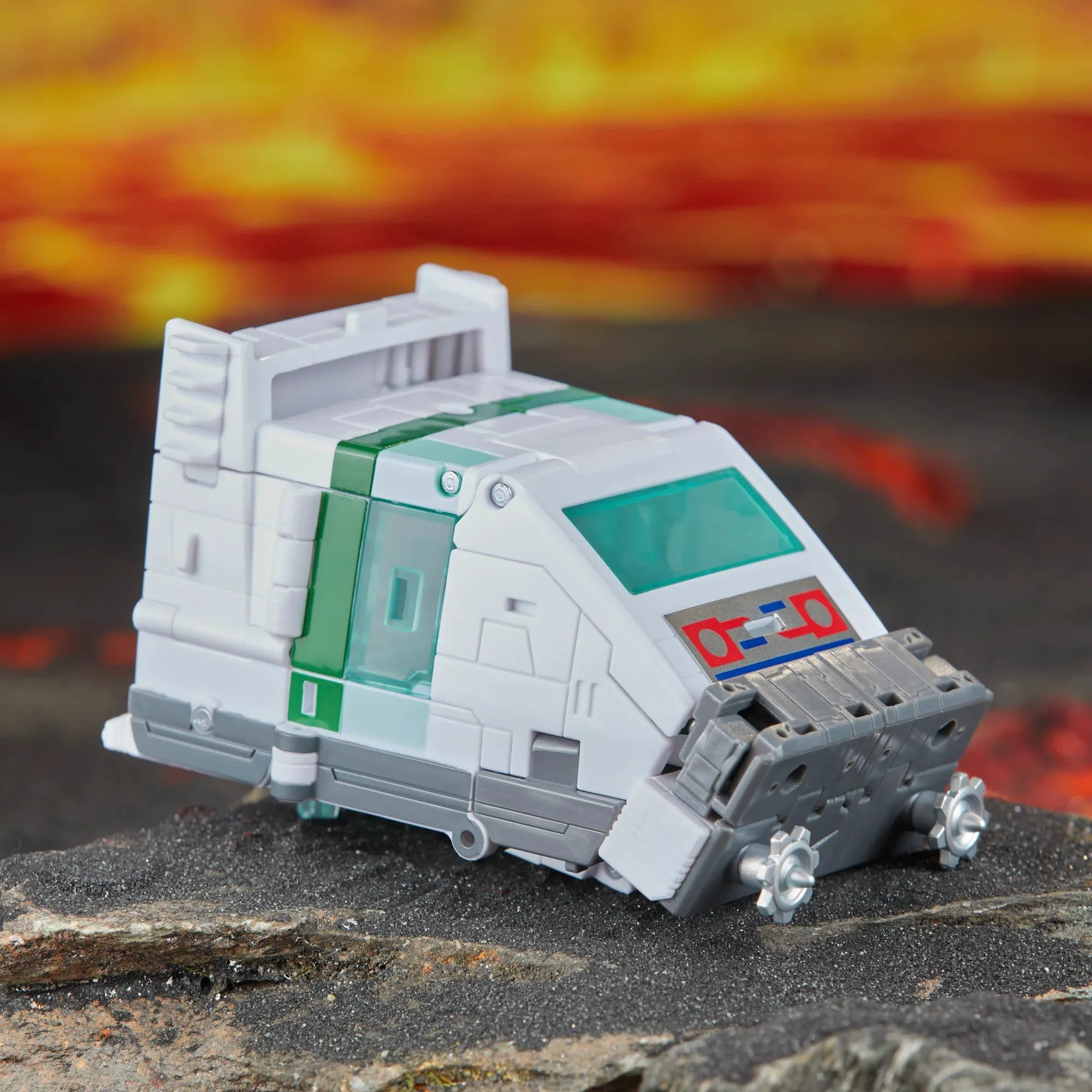 Transformers Generations Legacy United Voyager Class Origin Wheeljack Action Figure