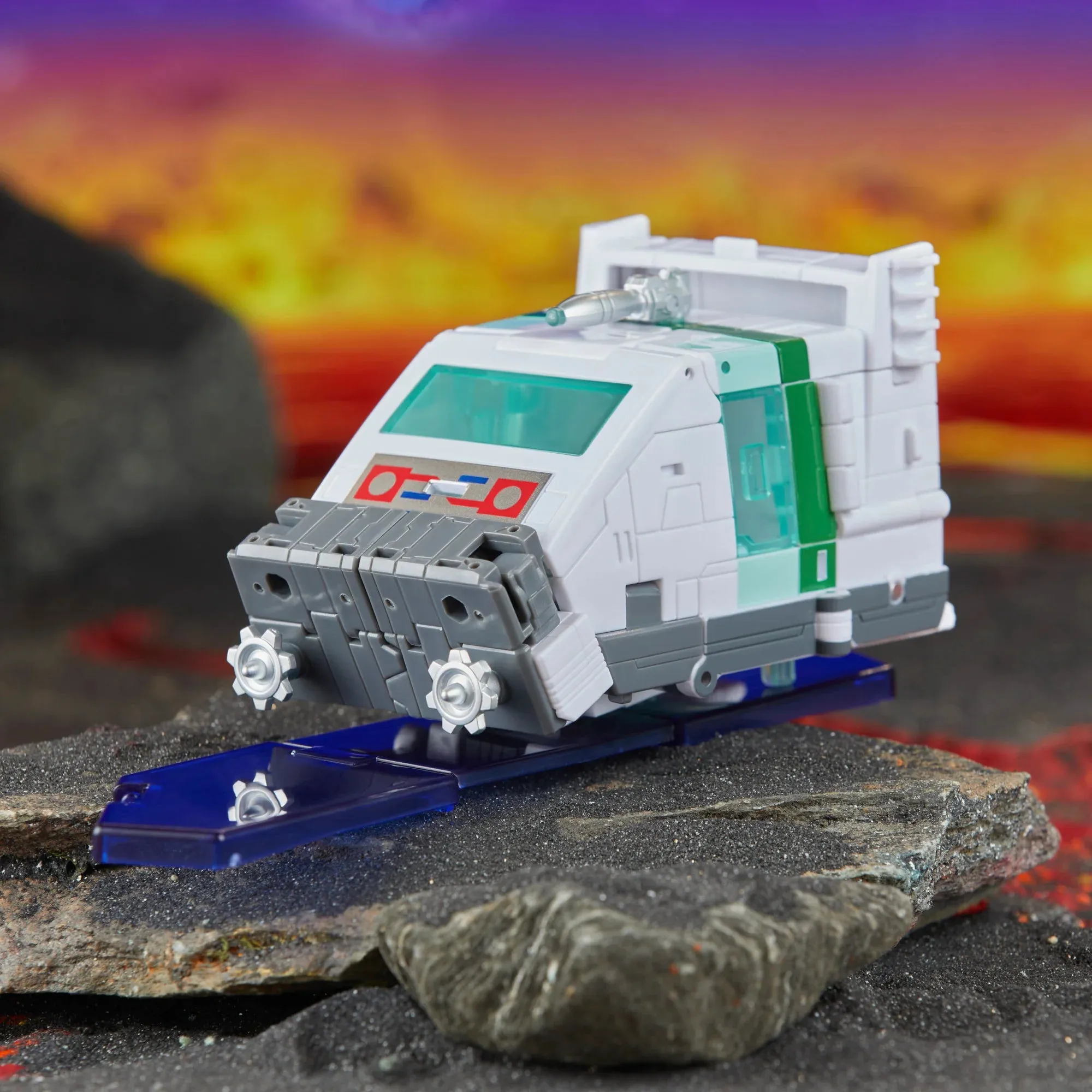 Transformers Generations Legacy United Voyager Class Origin Wheeljack Action Figure