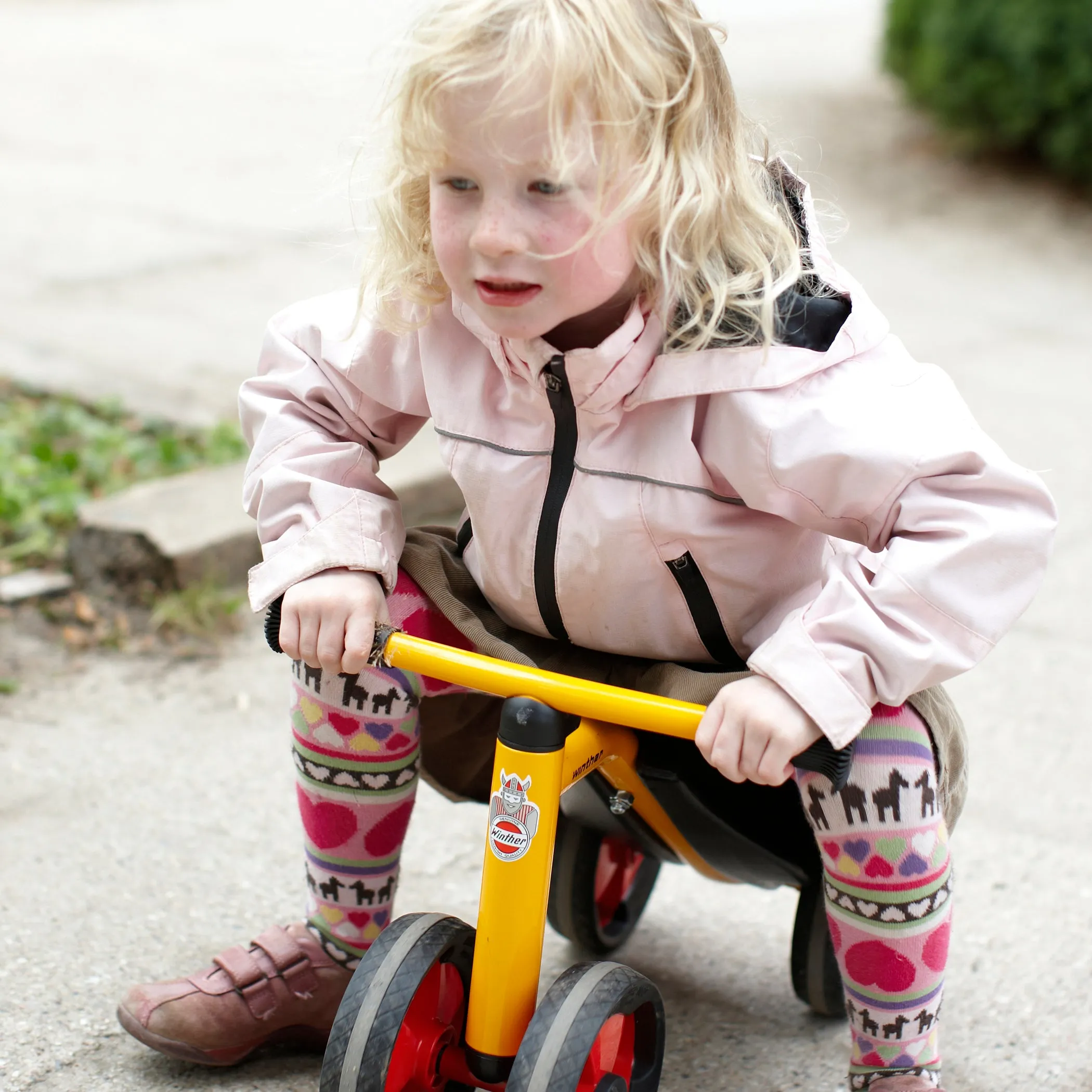 Winther Safety Scooter for Toddlers - Sturdy & Safe Ride-On Toy